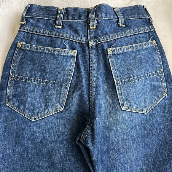 mom jeans, 00 - Picture 3 of 4